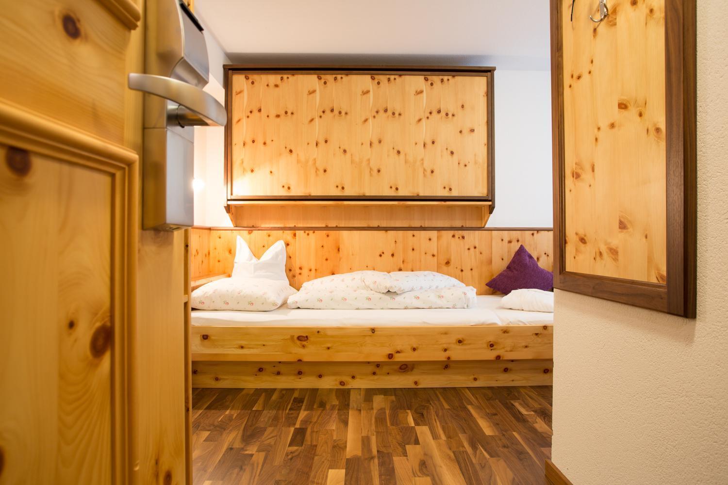 Alpenresidenz Ballunspitze - Kinderhotel Galtur Ruang foto