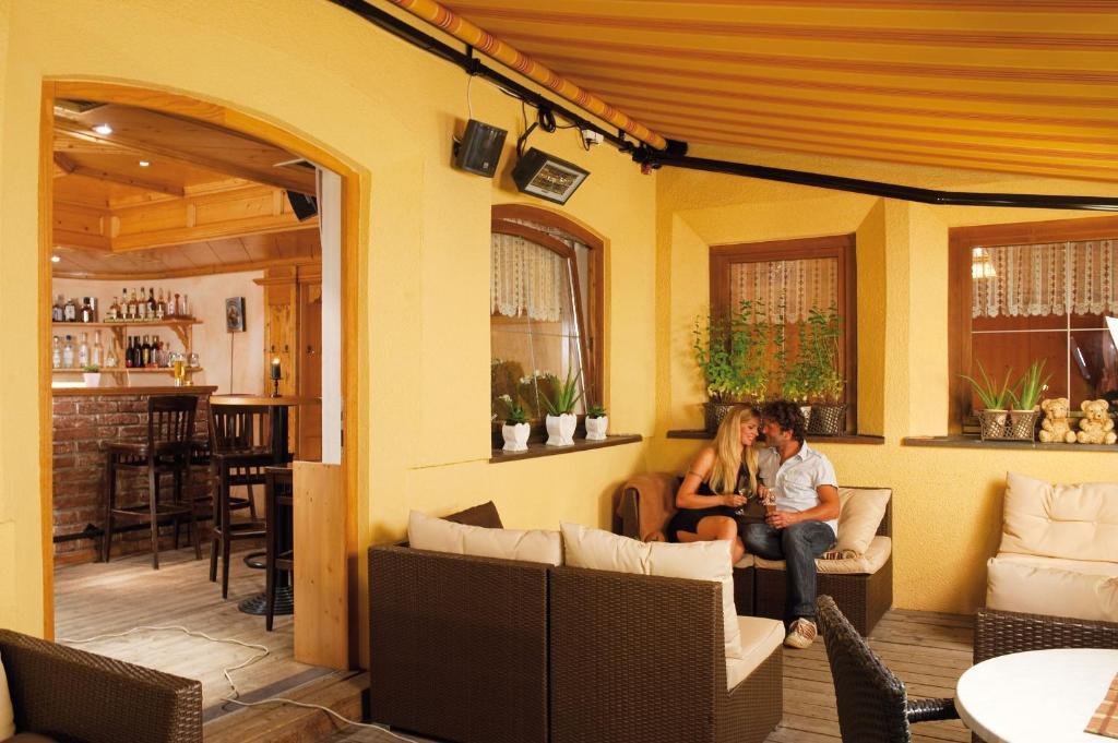 Alpenresidenz Ballunspitze - Kinderhotel Galtur Ruang foto