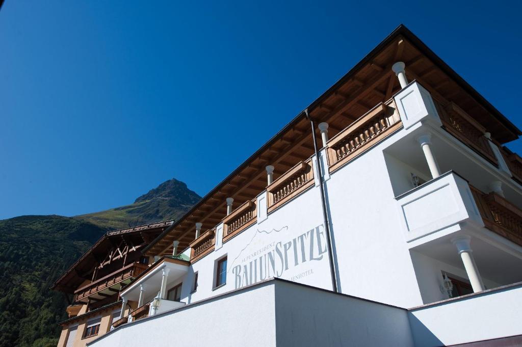 Alpenresidenz Ballunspitze - Kinderhotel Galtur Ruang foto