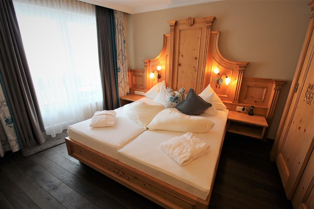 Alpenresidenz Ballunspitze - Kinderhotel Galtur Bagian luar foto